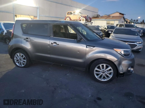 2018 Kia Soul + with VIN KNDJP3A5XJ7597419, listed as a Copart auction lot 83655434 with 70,004 mi miles and Clean Title. Bid and sale history available at carsss.com. Image 4.