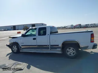 2002 Chevrolet Silverado 1500 LT with VIN 2GCEC19T621426847, listed as a IAAI auction lot 41789966 with 146,870 mi miles. Bid and sale history available at carsss.com. Image 15.