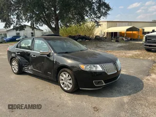 2011 Lincoln MKZ Hybrid with VIN 3LNDL2L33BR759329, listed as a Copart auction lot 45376155 with 131,927 mi miles and Clean Title. Bid and sale history available at carsss.com. Image 1.