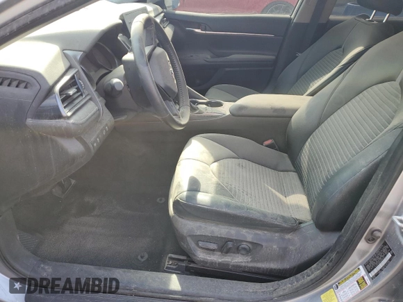2022 Toyota Camry SE z VIN 4T1G11AK0NU666336, wystawiony jako Copart lot #41667525 z przebiegiem 68 545 mil mil oraz Szkoda całkowita • Salvage title. Historia ofert i sprzedaży dostępna na DreamBid. Obrazek 7.