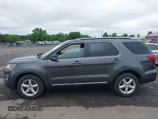 2017 Ford Explorer XLT with VIN 1FM5K8D83HGB04575, listed as a IAAI auction lot 42523277 with 94,272 mi miles and . Bid and sale history available at DreamBid. Image 15.