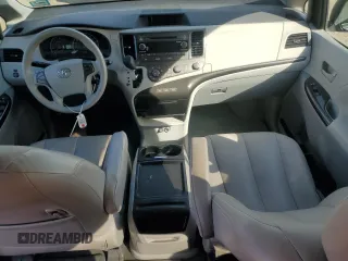 2011 Toyota Sienna LE AAS with VIN 5TDKK3DC8BS036611, listed as a Copart auction lot 51738305 with 0 mi miles and Salvage Title. Bid and sale history available at carsss.com. Image 8.