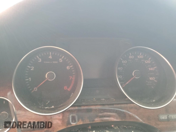 2010 Audi A8 z VIN WAURVAFA7AN005356, wystawiony jako Copart lot #57491155 z przebiegiem Nie podano mil oraz Czysty tytuł • Clean title. Historia ofert i sprzedaży dostępna na DreamBid. Obrazek 9.