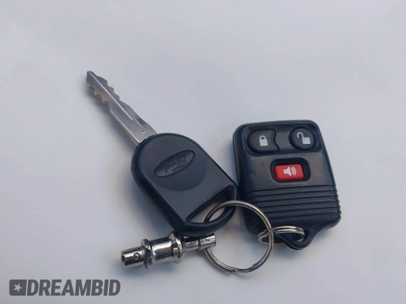 2008 Ford Escape Hybrid with VIN 1FMCU59H98KB58534, listed as a IAAI auction lot 42630792 with 126,993 mi miles and . Bid and sale history available at DreamBid. Image 11.