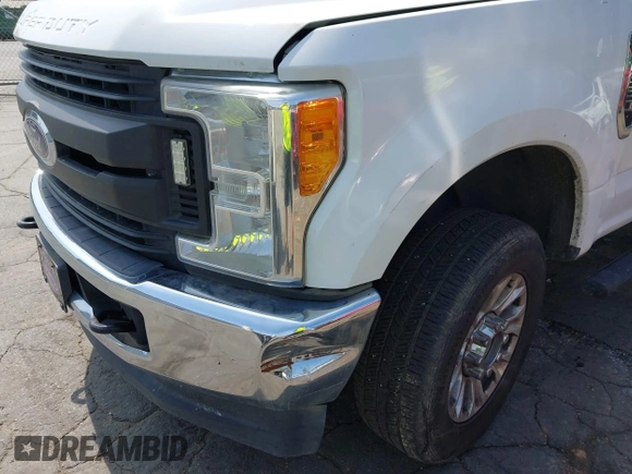 2017 Ford F-250 Lariat with VIN 1FT7W2B65HEC32263, listed as a IAAI auction lot 42281628 with 262,328 mi miles and . Bid and sale history available at DreamBid. Image 6.