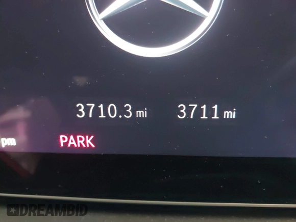 2025 Mercedes-Benz GLE 450 with VIN 4JGFD5KB7SB319795, listed as a IAAI auction lot 42284819 with 3,711 mi miles and . Bid and sale history available at DreamBid. Image 16.