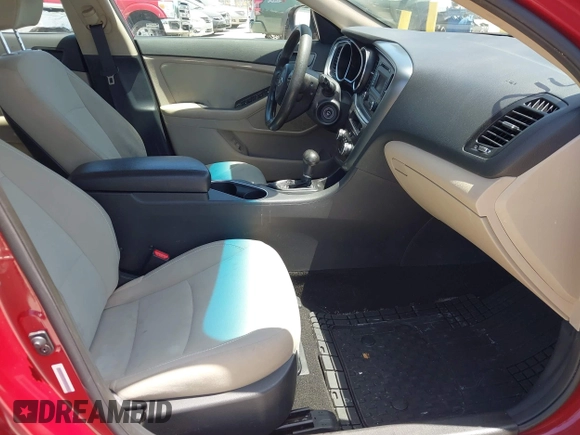 2014 Kia Optima LX with VIN 5XXGM4A75EG329546, listed as a IAAI auction lot 42159226 with 200,963 mi miles. Bid and sale history available at carsss.com. Image 5.