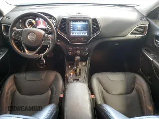 2021 Jeep Cherokee Latitude Lux with VIN 1C4PJLMN0MD150479, listed as a Copart auction lot 57290033 with 21,870 mi miles. Bid and sale history available at carsss.com. Image 8.