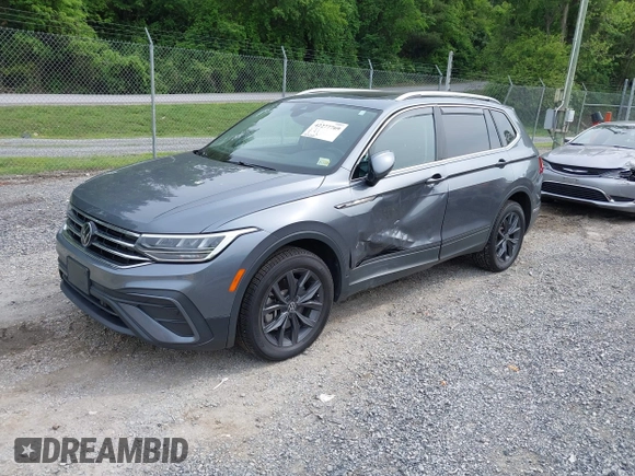 2022 Volkswagen Tiguan SE с VIN 3VV2B7AX7NM014782, выставлен на аукционе IAAI как лот 42277769 с пробегом 97 120 миль миль и . История ставок и продаж доступна на DreamBid. Изображение 2.