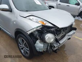 2011 Nissan Juke SV with VIN JN8AF5MR2BT016523, listed as a IAAI auction lot 41418656 with 100,957 mi miles and . Bid and sale history available at carsss.com. Image 6.