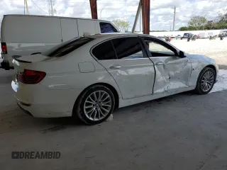 2015 BMW 5 Series 528i z VIN WBA5A5C59FD515178, wystawiony jako Copart lot #58083675 z przebiegiem 170 333 mil mil oraz Szkoda całkowita • Salvage title. Historia ofert i sprzedaży dostępna na DreamBid. Obrazek 3.