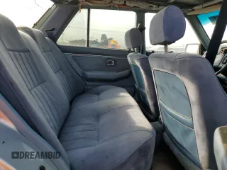 1984 Honda Accord LX with VIN JHMAD7438EC075894, listed as a Copart auction lot 85804994 with 203,649 mi miles and Clean Title. Bid and sale history available at carsss.com. Image 10.