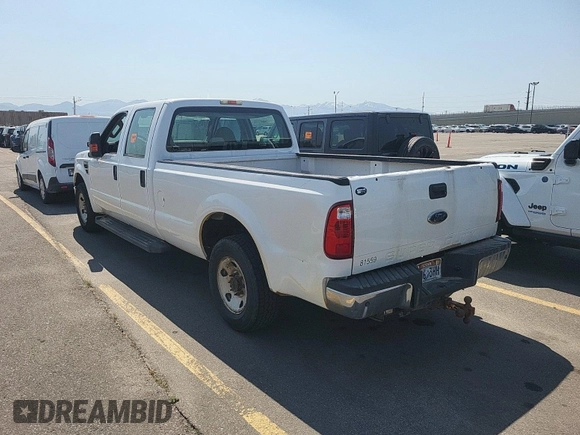 2008 Ford F-250 XL z VIN 1FTSW20538EE05153, wystawiony jako IAAI lot #42554757 z przebiegiem 162 318 mil mil oraz . Historia ofert i sprzedaży dostępna na DreamBid. Obrazek 43.