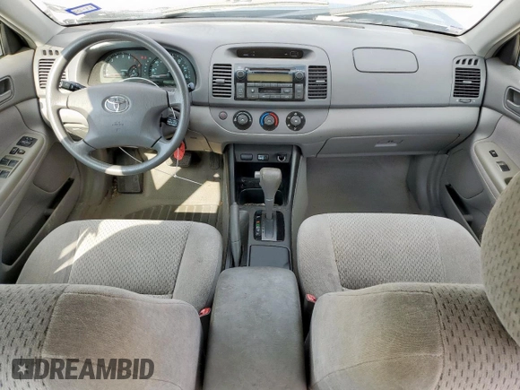 2004 Toyota Camry LE z VIN 4T1BE32K24U855206, wystawiony jako Copart lot #57270895 z przebiegiem 62 727 mil mil oraz Szkoda całkowita • Salvage title. Historia ofert i sprzedaży dostępna na DreamBid. Obrazek 8.