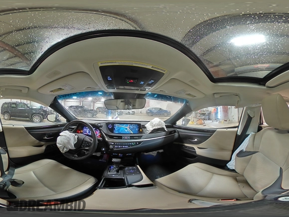 2021 Lexus ES 250 z VIN 58AD11D17MU007781, wystawiony jako Copart lot #46686255 z przebiegiem 46 571 mil mil oraz Nie do naprawy • Non repairable. Historia ofert i sprzedaży dostępna na DreamBid. Obrazek 13.