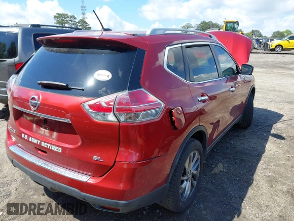 2015 Nissan Rogue SL with VIN 5N1AT2MTXFC802831, listed as a IAAI auction lot 42003674 with 207,738 mi miles. Bid and sale history available at carsss.com. Image 4.