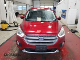 2017 Ford Escape SE with VIN 1FMCU9GD8HUE44757, listed as a Copart auction lot 47301735 with 122,429 mi miles and Clean Title. Bid and sale history available at DreamBid. Image 5.