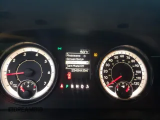 2017 Ram 1500 Express z VIN 1C6RR6FT2HS805619, wystawiony jako Copart lot #45162075 z przebiegiem 234 944 mil mil oraz Czysty tytuł • Clean title. Historia ofert i sprzedaży dostępna na DreamBid. Obrazek 9.
