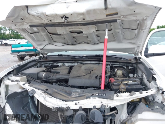 2017 Toyota Tacoma SR5 z VIN 3TMAZ5CN8HM051558, wystawiony jako IAAI lot #42320319 z przebiegiem 101 767 mil mil oraz . Historia ofert i sprzedaży dostępna na DreamBid. Obrazek 10.
