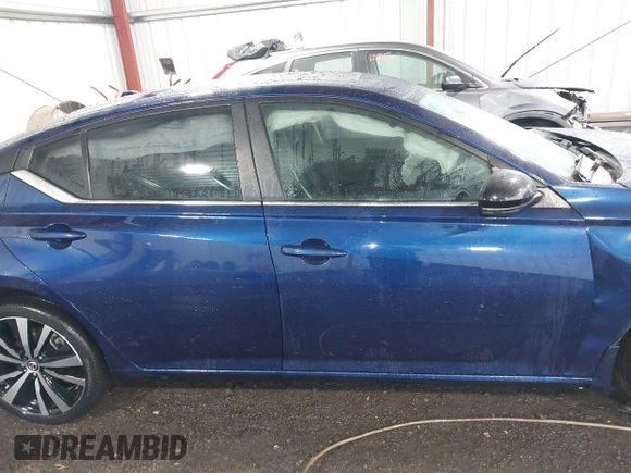 2019 Nissan Altima SR with VIN 1N4BL4CV8KC255940, listed as a IAAI auction lot 41795716 with 22,030 mi miles and . Bid and sale history available at DreamBid. Image 14.