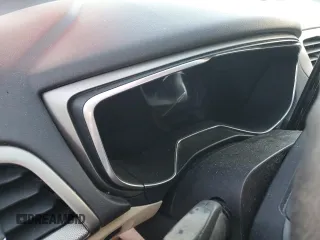 2015 Ford Fusion SE Hybrid с VIN 3FA6P0LU7FR228189, выставлен на аукционе Copart как лот 79744174 с пробегом Не указан миль и Списание • Salvage title. История ставок и продаж доступна на DreamBid. Изображение 9.