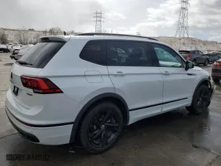 2023 Volkswagen Tiguan SE R-Line Black with VIN 3VV8B7AX8PM091870, listed as a Copart auction lot 49150015 with 21,440 mi miles and Salvage Title. Bid and sale history available at carsss.com. Image 3.