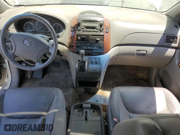 2005 Toyota Sienna XLE with VIN 5TDZA22C85S262523, listed as a Copart auction lot 60577545 with 170,295 mi miles and Clean title. Bid and sale history available at DreamBid. Image 8.