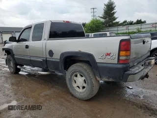 2004 GMC Sierra 1500 SLE with VIN 1GTEK19T44Z239667, listed as a Copart auction lot 61437835 with 203,264 mi miles and Clean title. Bid and sale history available at DreamBid. Image 2.