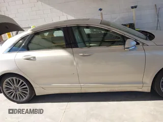 2014 Lincoln MKZ Hybrid с VIN 3LN6L2LU3ER815081, выставлен на аукционе IAAI как лот 42620562 с пробегом 133 377 миль миль и . История ставок и продаж доступна на DreamBid. Изображение 14.