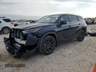 2023 Toyota Highlander L z VIN 5TDKDRAH0PS504108, wystawiony jako Copart lot #52933795 z przebiegiem 31 303 mil mil oraz Szkoda całkowita • Salvage title. Historia ofert i sprzedaży dostępna na DreamBid. Obrazek 1.