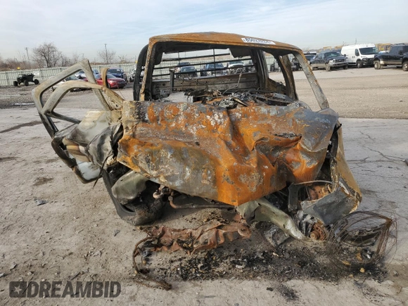 2002 Chevrolet Silverado 1500HD LT z VIN 1GCGK13U02F246396, wystawiony jako Copart lot #85023234 z przebiegiem Nie podano mil oraz Szkoda całkowita • Salvage title. Historia ofert i sprzedaży dostępna na DreamBid. Obrazek 5.