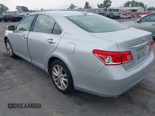 2010 Lexus ES 330 z VIN JTHBK1EG9A2386744, wystawiony jako IAAI lot #42378931 z przebiegiem 156 822 mil mil oraz . Historia ofert i sprzedaży dostępna na DreamBid. Obrazek 3.