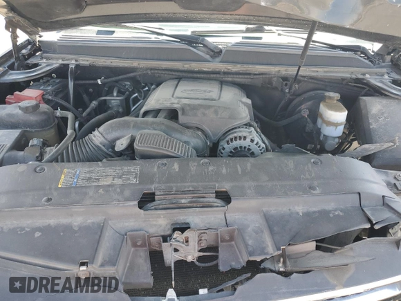 2010 Chevrolet Suburban LT with VIN 1GNUCJE00AR241777, listed as a Copart auction lot 54056355 with 172,439 mi miles and Salvage title. Bid and sale history available at DreamBid. Image 12.