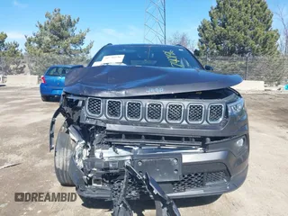 2023 Jeep Compass Latitude Lux с VIN 3C4NJDFN5PT546738, выставлен на аукционе IAAI как лот 41740196 с пробегом 33 377 миль миль и . История ставок и продаж доступна на DreamBid. Изображение 11.