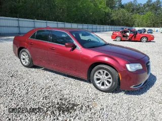 2019 Chrysler 300 Touring with VIN 2C3CCAAG5KH747277, listed as a Copart auction lot 51657985 with 97,596 mi miles and Salvage Title. Bid and sale history available at carsss.com. Image 4.