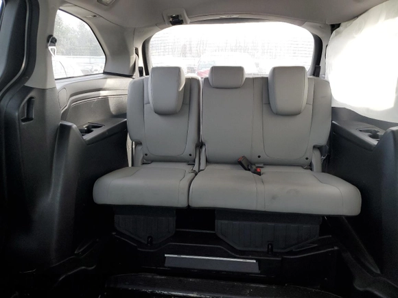 2019 Honda Odyssey EX-L with VIN 5FNRL6H77KB122457, listed as a Copart auction lot 42988715 with 62,444 mi miles and Salvage Title. Bid and sale history available at carsss.com. Image 10.