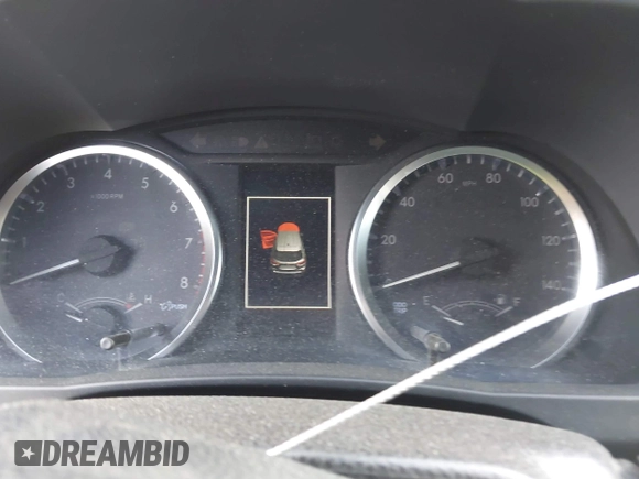 2017 Toyota Highlander LE with VIN 5TDBZRFH0HS484454, listed as a IAAI auction lot 42338740 with 58,047 mi miles and . Bid and sale history available at DreamBid. Image 7.