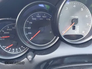 2018 Porsche Cayenne S z VIN WP1AB2A22JLA60905, wystawiony jako IAAI lot #41172757 z przebiegiem 84 396 mil mil oraz . Historia ofert i sprzedaży dostępna na DreamBid. Obrazek 7.