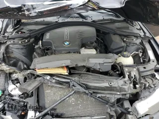 2016 BMW 3 Series 328i xDrive z VIN WBA8E3C58GK501954, wystawiony jako Copart lot #57365135 z przebiegiem 134 024 mil mil oraz Szkoda całkowita • Salvage title. Historia ofert i sprzedaży dostępna na DreamBid. Obrazek 11.