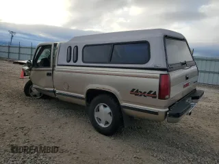 1989 GMC Sierra 1500 with VIN 2GTEK14K0K1565339, listed as a Copart auction lot 83792294 with Not Provided miles and Salvage Title. Bid and sale history available at DreamBid. Image 2.