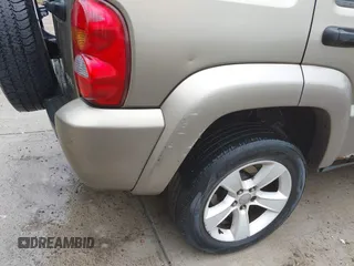 2004 Jeep Liberty Limited z VIN 1J4GL58K54W118633, wystawiony jako IAAI lot #42334543 z przebiegiem 206 491 mil mil oraz . Historia ofert i sprzedaży dostępna na DreamBid. Obrazek 6.