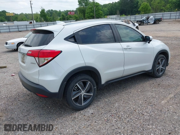 2022 Honda HR-V EX with VIN 3CZRU6H57NM724989, listed as a IAAI auction lot 42004156 with 170,085 mi miles. Bid and sale history available at carsss.com. Image 4.