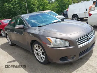 2013 Nissan Maxima S z VIN 1N4AA5AP3DC809223, wystawiony jako IAAI lot #42329297 z przebiegiem 141 008 mil mil oraz . Historia ofert i sprzedaży dostępna na DreamBid. Obrazek 1.