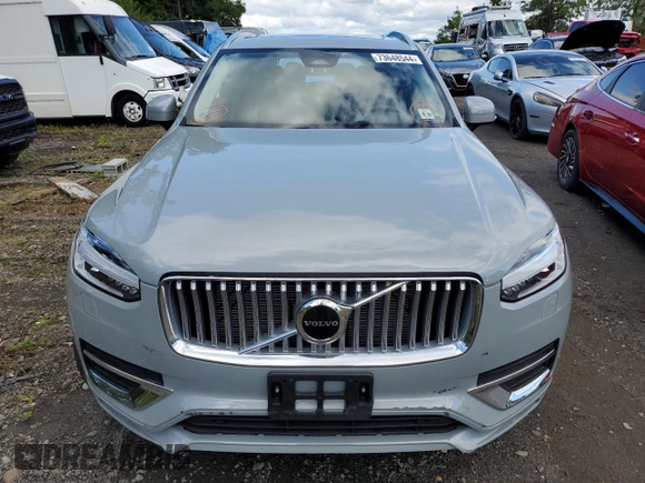 2024 Volvo XC90 Core Bright Theme with VIN YV4L12PK7R1156635, listed as a Copart auction lot 73648544 with 11,784 mi miles and Salvage Title. Bid and sale history available at carsss.com. Image 5.