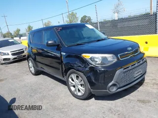 2015 Kia Soul + with VIN KNDJP3A51F7175417, listed as a IAAI auction lot 41996688 with 179,192 mi miles. Bid and sale history available at carsss.com. Image 1.