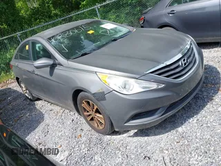 2013 Hyundai Sonata GLS with VIN 5NPEB4AC8DH770164, listed as a IAAI auction lot 40880615 with 168,511 mi miles and . Bid and sale history available at carsss.com. Image 1.