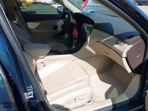 2011 Saab 9-5 Turbo4 z VIN YS3GN4AR8B4007528, wystawiony jako IAAI lot #42028600 z przebiegiem 127 168 mil mil oraz . Historia ofert i sprzedaży dostępna na DreamBid. Obrazek 5.