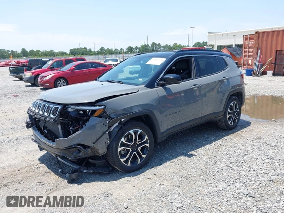2024 Jeep Compass Limited z VIN 3C4NJDCN8RT596315, wystawiony jako IAAI lot #42607474 z przebiegiem 41 495 mil mil oraz . Historia ofert i sprzedaży dostępna na DreamBid. Obrazek 17.