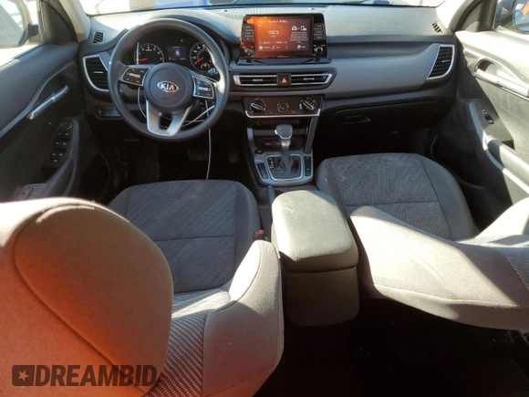 2021 Kia Seltos LX with VIN KNDEPCAA5M7178185, listed as a Copart auction lot 87043154 with 34,279 mi miles and Salvage Title. Bid and sale history available at DreamBid. Image 8.
