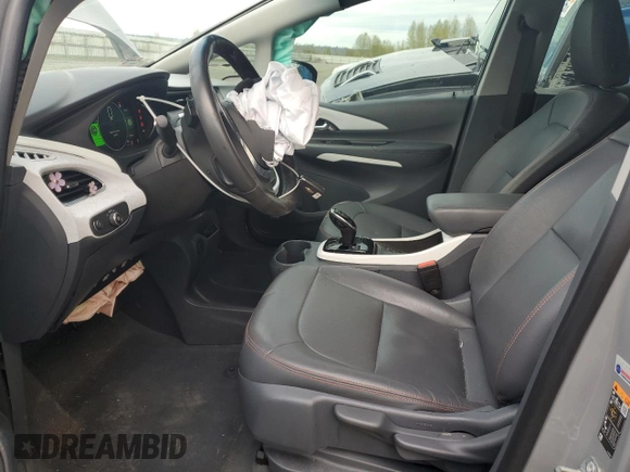 2020 Chevrolet Bolt EV Premier z VIN 1G1FZ6S07L4119587, wystawiony jako Copart lot #50548155 z przebiegiem 21 136 mil mil oraz Szkody całkowita. Historia ofert i sprzedaży dostępna na DreamBid. Obrazek 7.